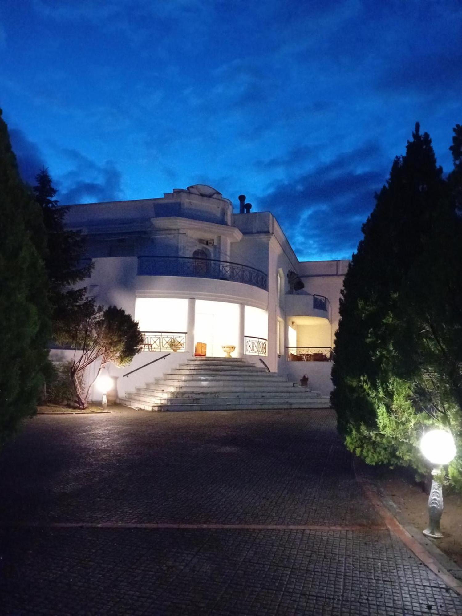 Vila Πολυτελησ Βιλα 8 - 10 Ατομων Στην Περιοχη Αεροδρομιου Θεσσαλονικησ Livadaki  Exteriér fotografie